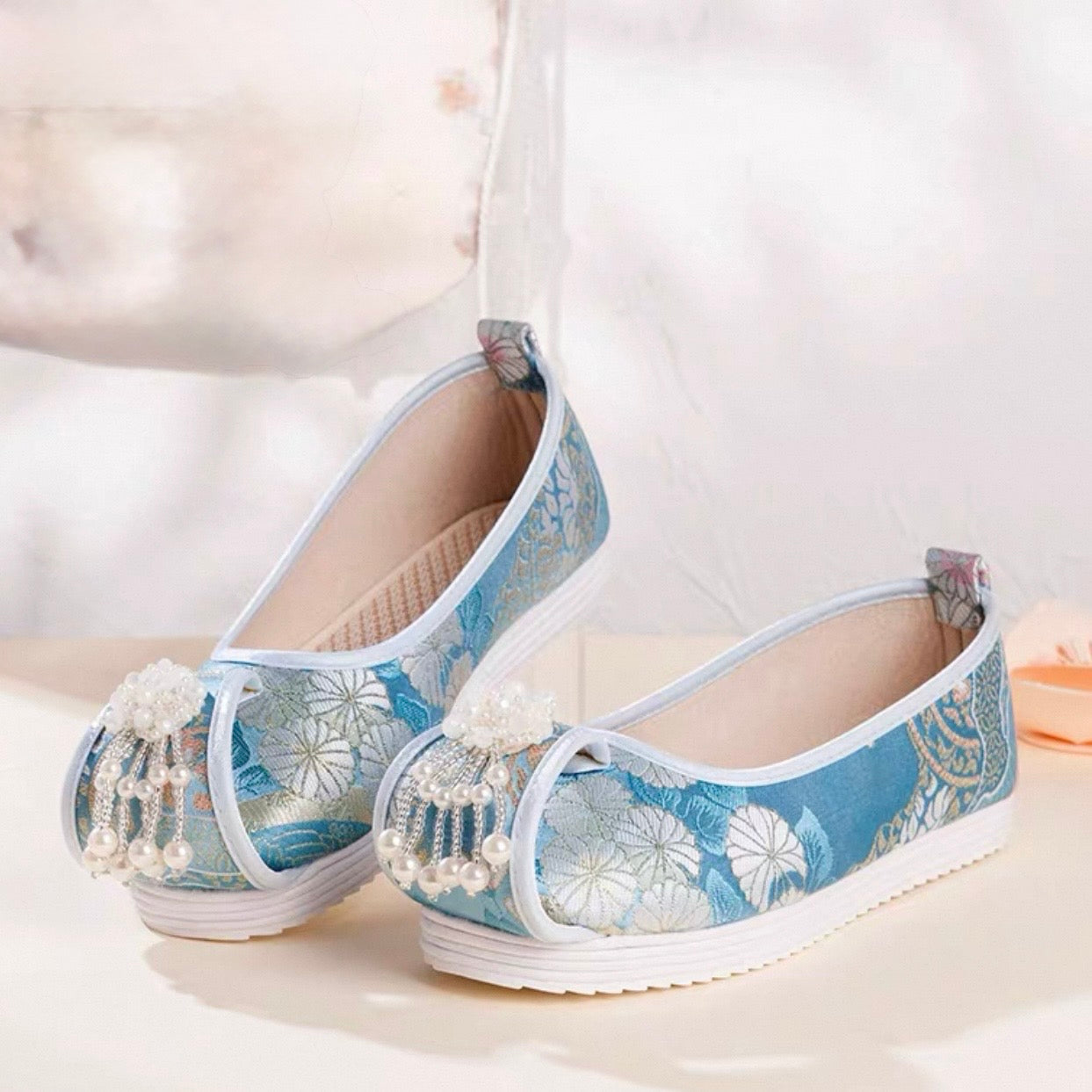 Yiyan Traditional Chinese Hanfu Shoes