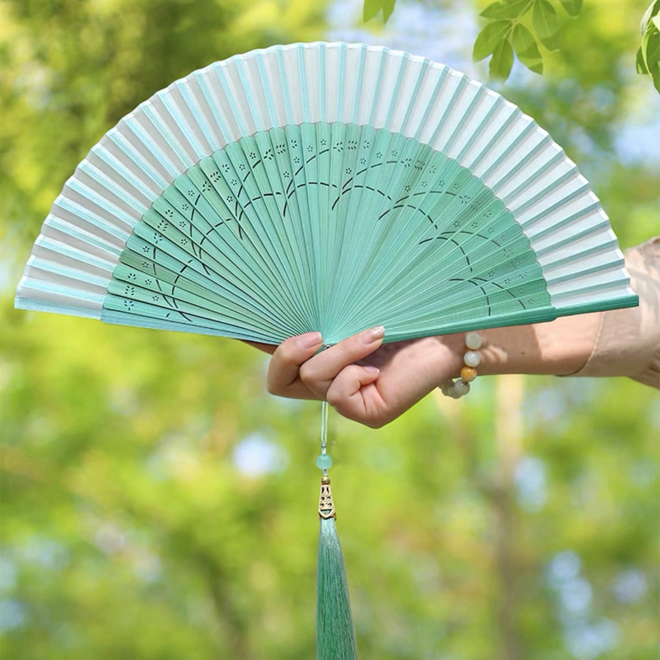 Mint Traditional Chinese Folding Hand Fan