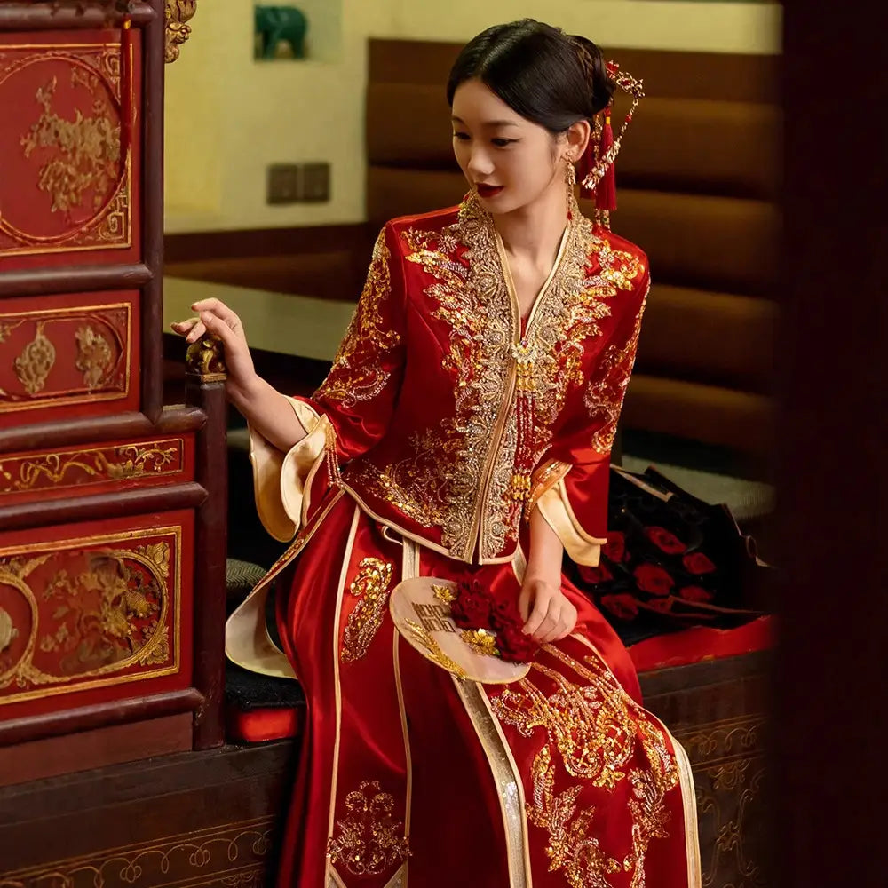 Modernized V-Neck Chinese Wedding Xiu He Qun Kwa Dress | Crimson Elegance