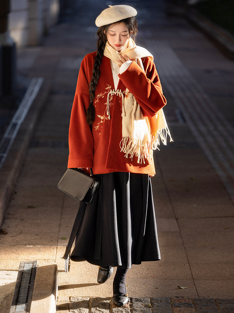 Song Dynasty Modern Hanfu Winged Sleeve Top and Wrap Skirt for Autumn and Winter - Plum Fragrance 倚梅香 (Preorder)