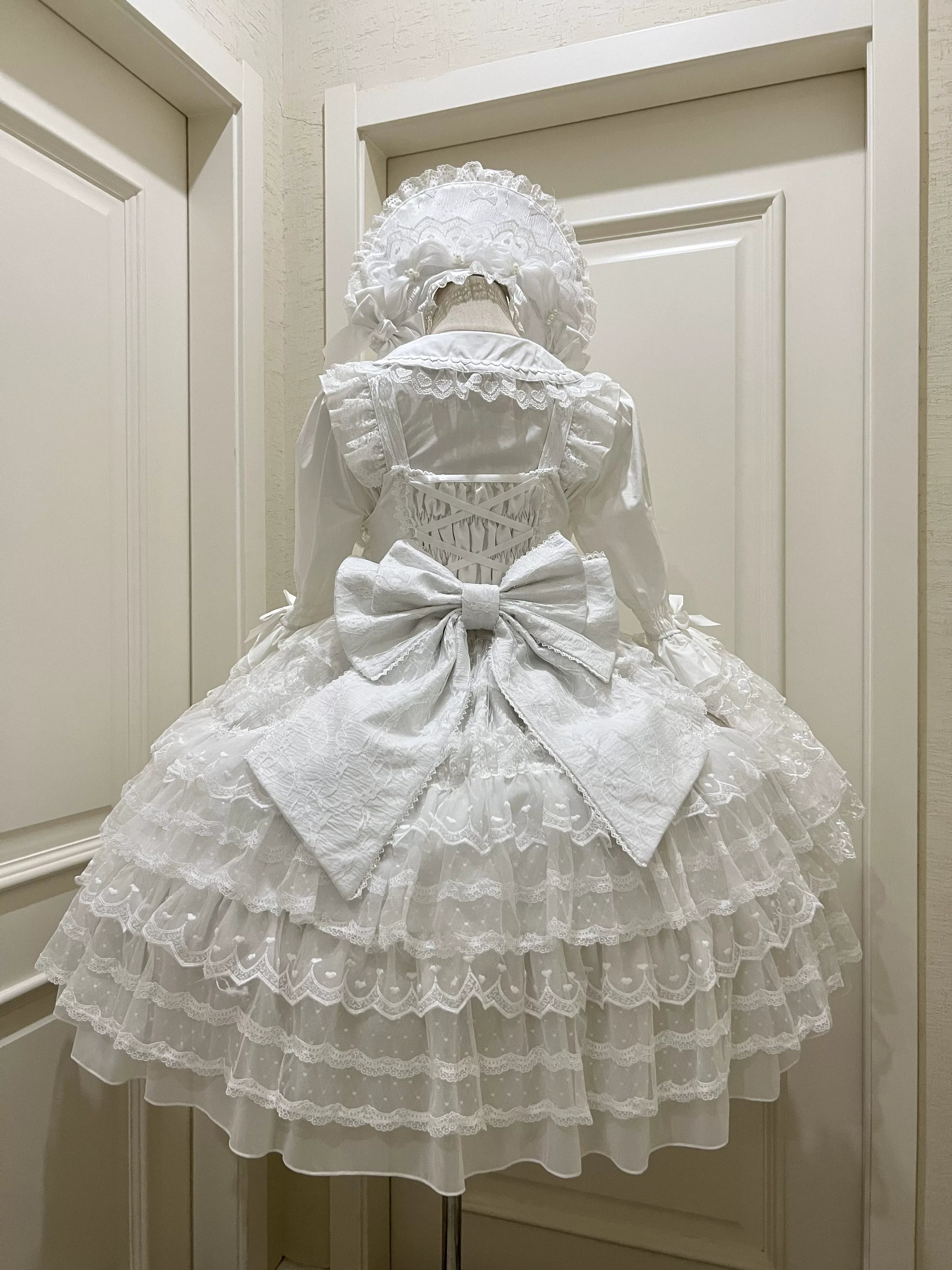 Dream Prelude - Dreamy Princess Lolita JSK Dress Suit, Tiered Lace Black
JSK + Back Trailing Bow S
