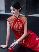 Red Embroidered Bridal Qipao Cheongsam | Soaring Phoenix