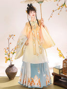 Ming Dynasty Embroidered Robe & Printed Mamian Skirt | Cloud Mirror 云外镜