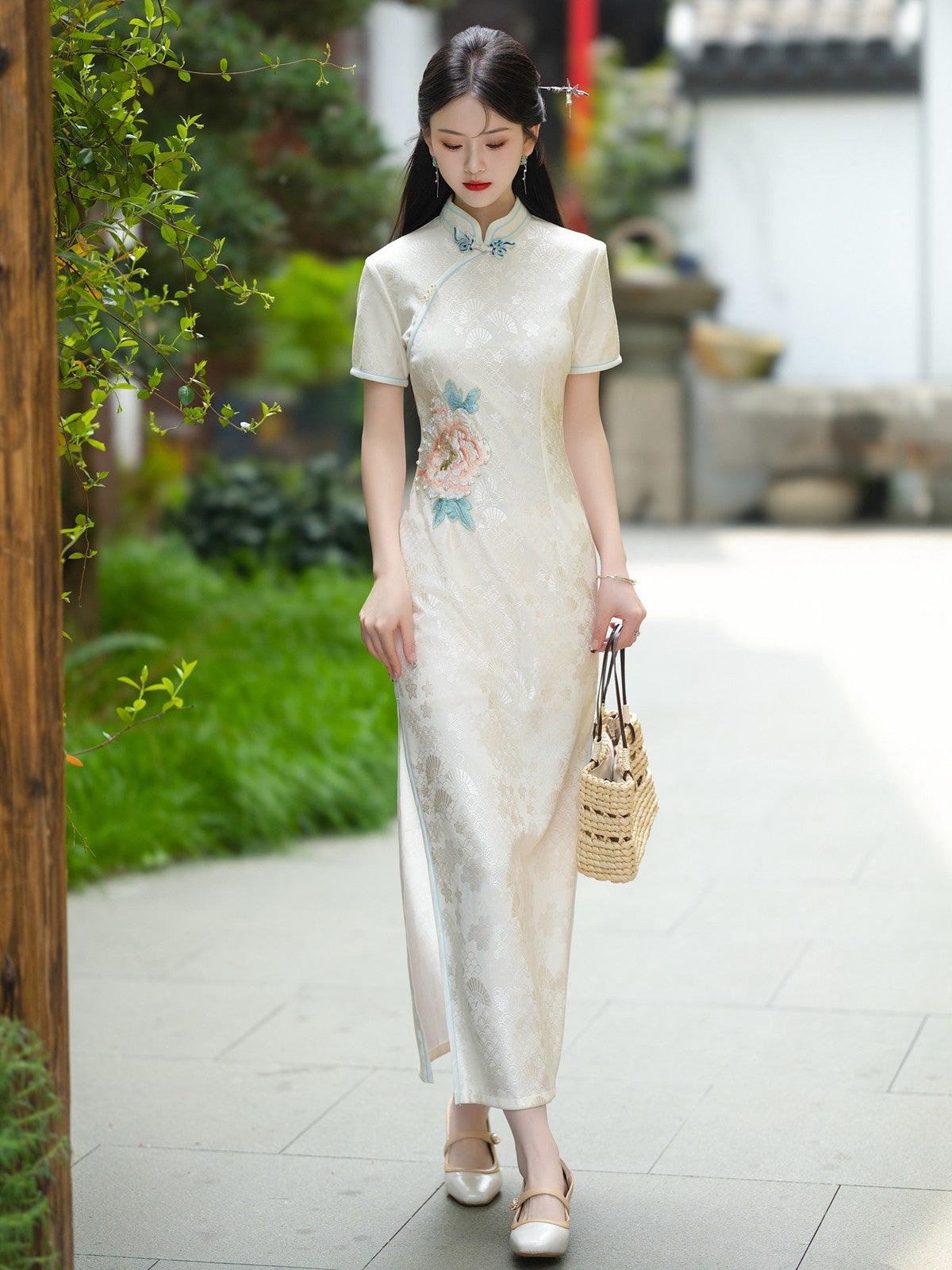 Short Sleeve Floral Long Cheongsam | Peony