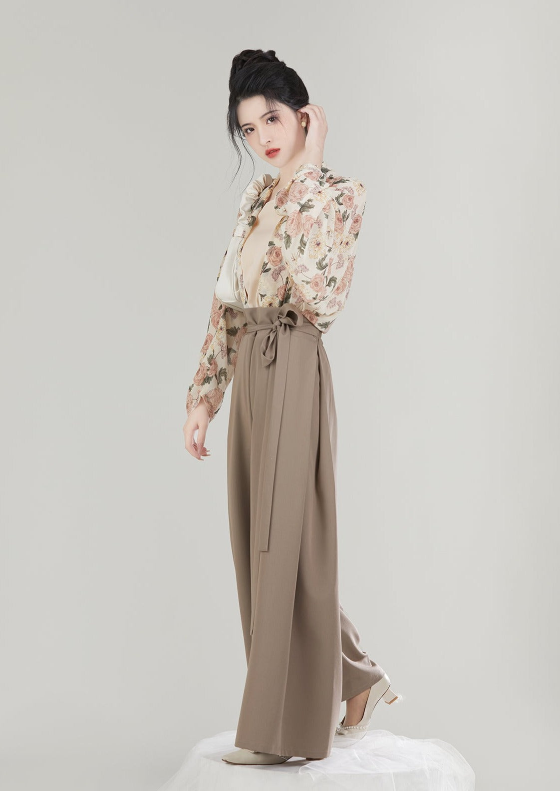 Summer Path | Modern Blue / Beige Hanfu (阡陌)