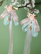Hair Clip: Ask Spring