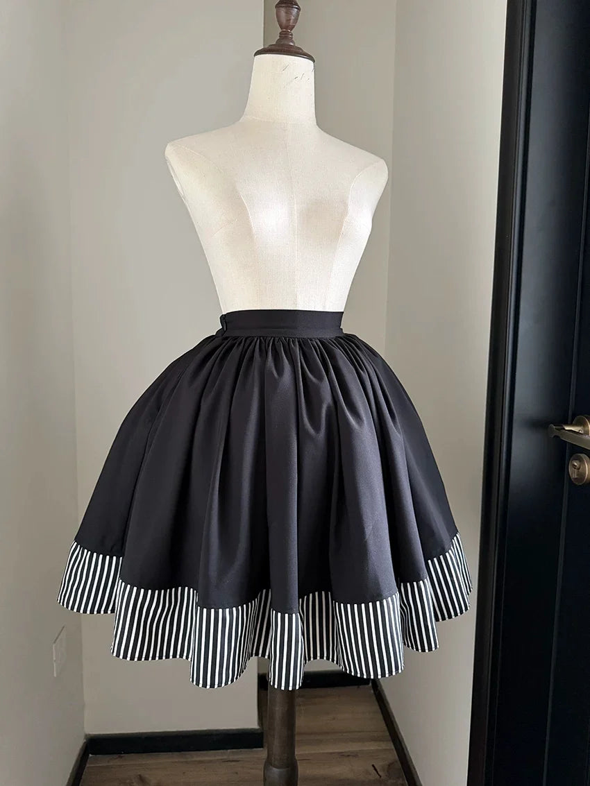 Laura's Reply - Gothic Lolita Black Skirt with Striped Hem