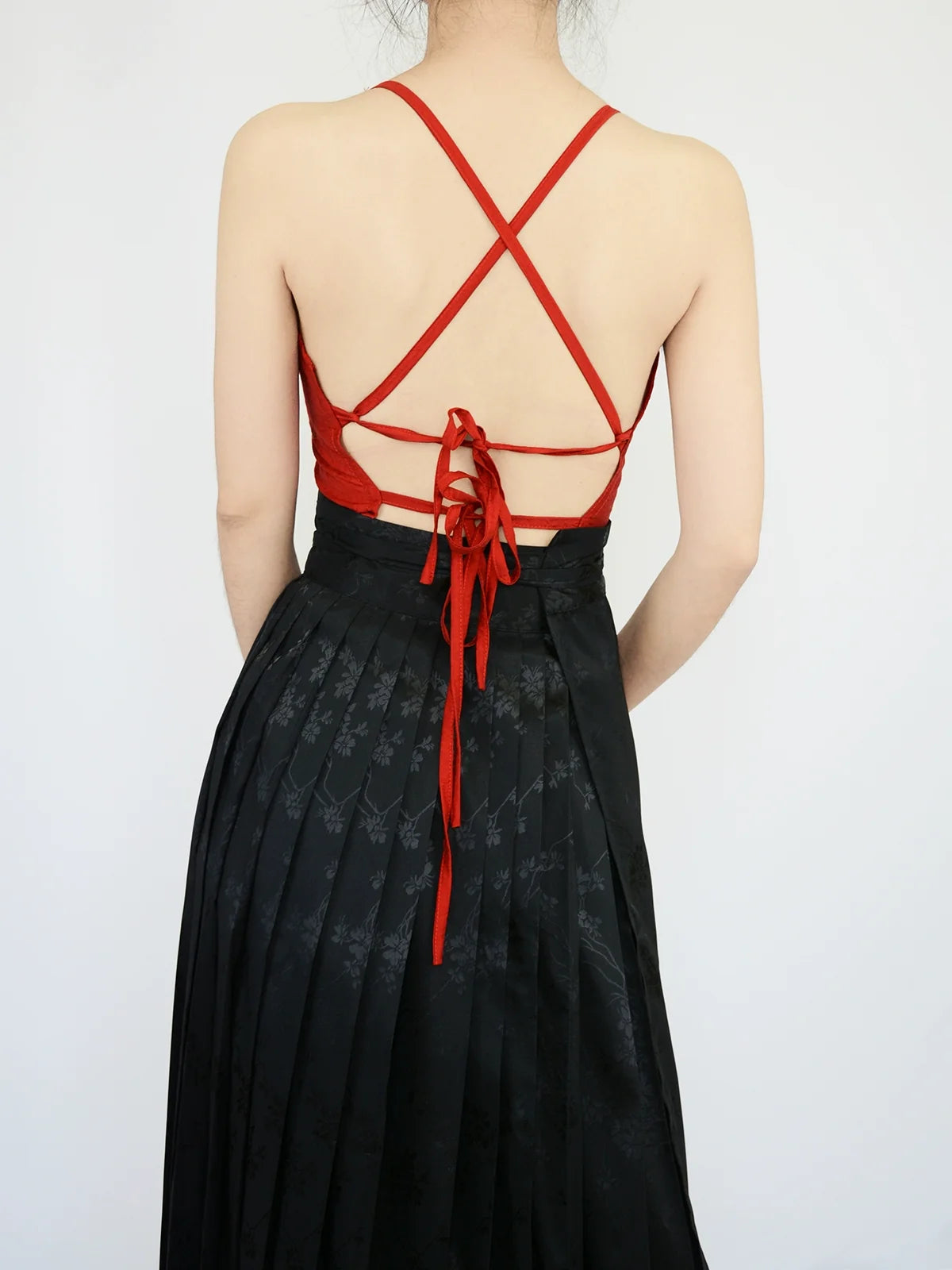 Modu 抹肚 A Meal Treat Song Dynasty Halter Undergarment