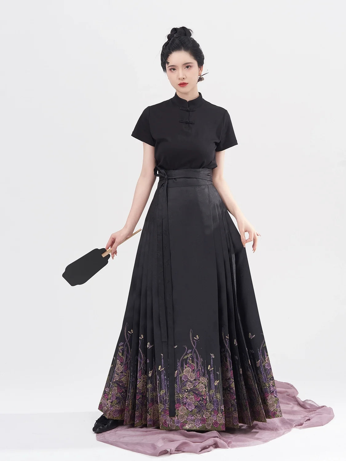 Chinese Blouse & Mamian Skirt Outfit | Huajian 花涧
