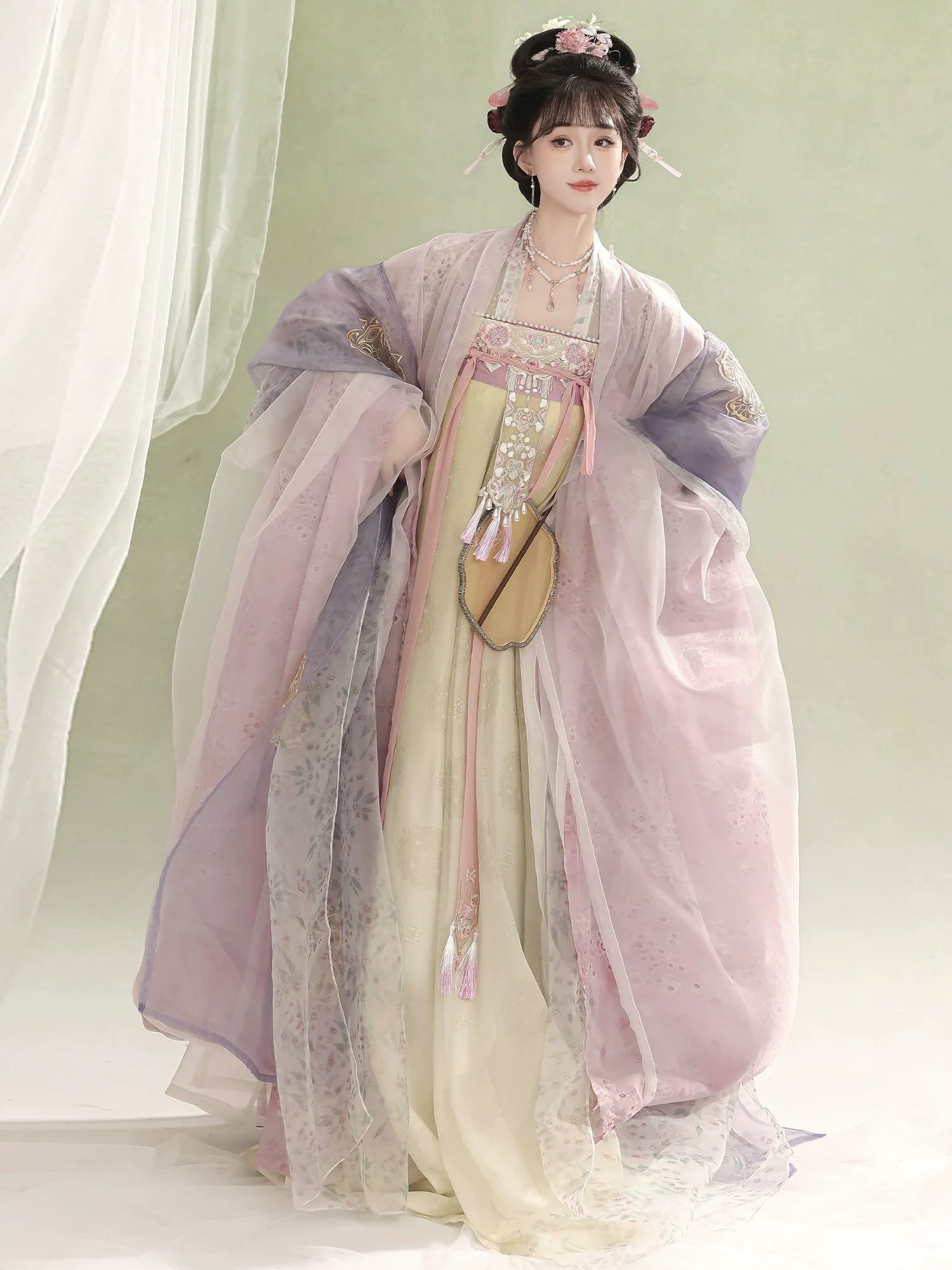 Morning Flower 花晨 - Tang Dynasty Style Qixiong Ruqun (Preorder)