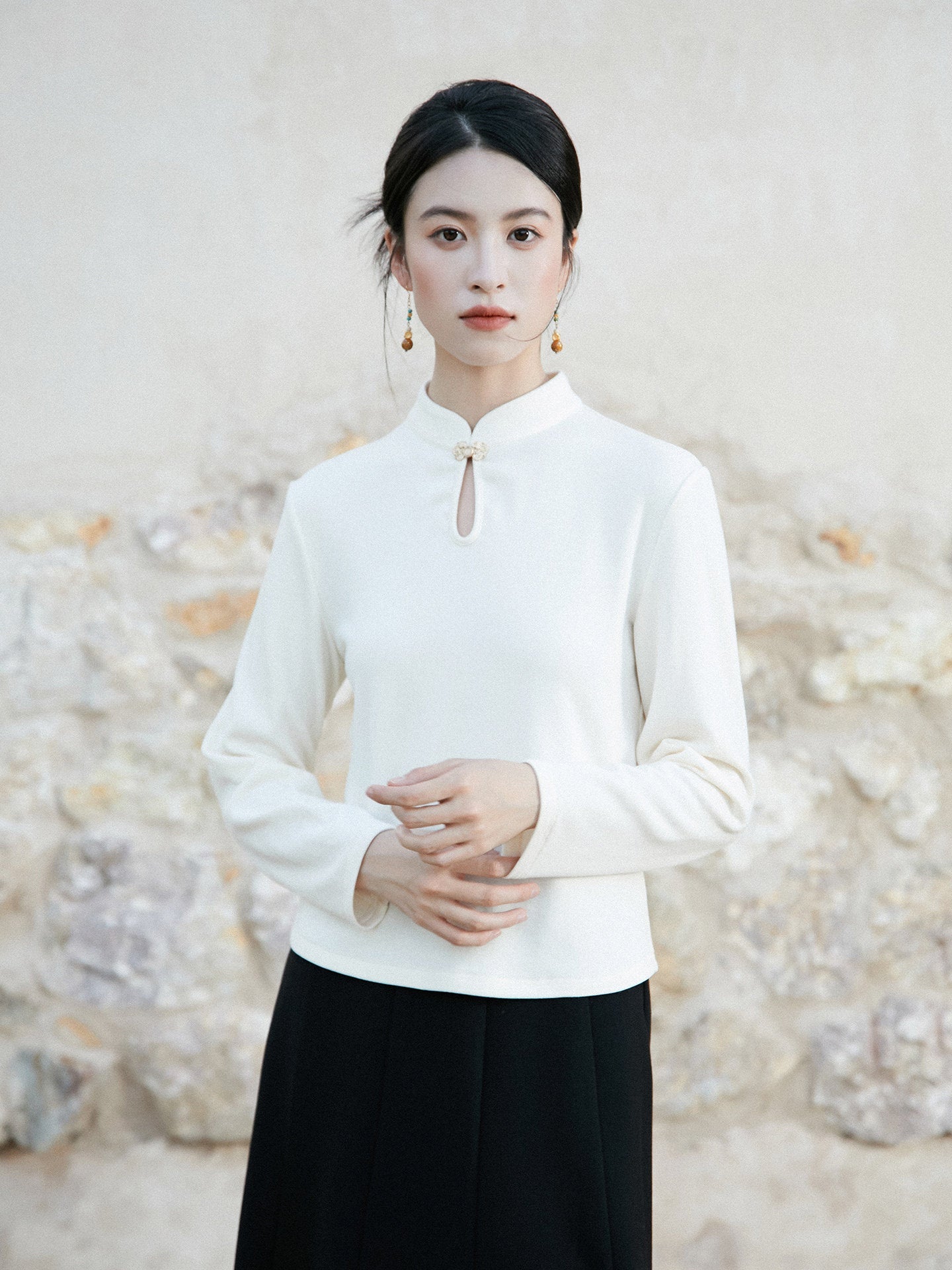 New Chinese Style Knitted Top in White - Wind Bamboo