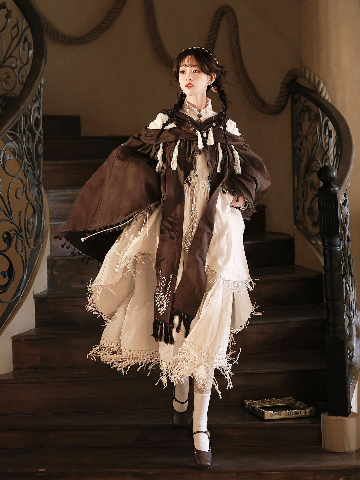 Desert Wanderer | Modern Chinese Hanfu Dress Set with Vintage Shawl