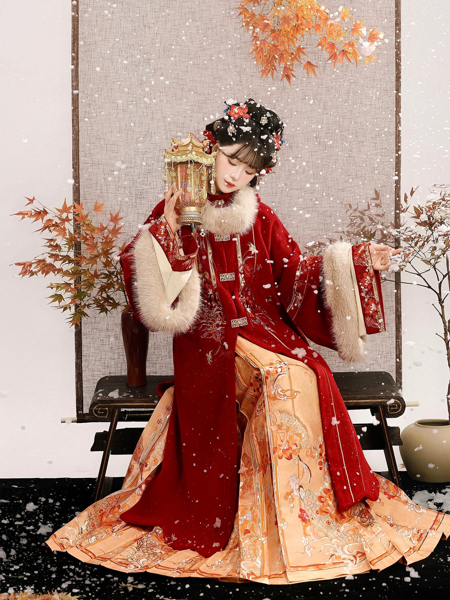 Ming Dynasty Chinese New Year Festival Hanfu | Passing Years 馥影流光