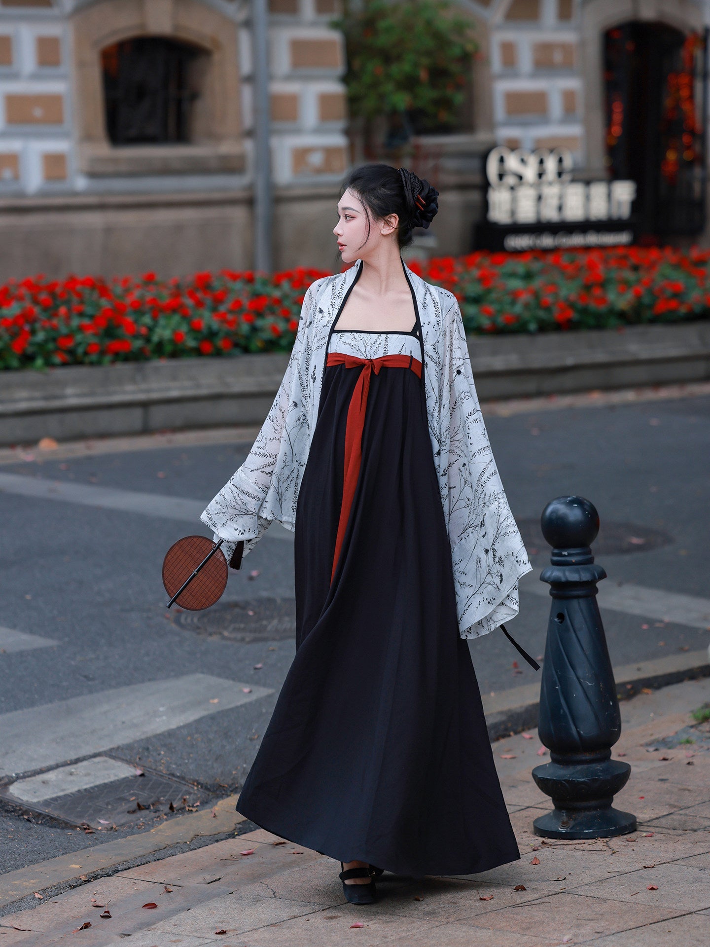 Xuan Mo | Modern Chinese Hanfu Set with Jacket and Elastic Qixiong Strap Dress