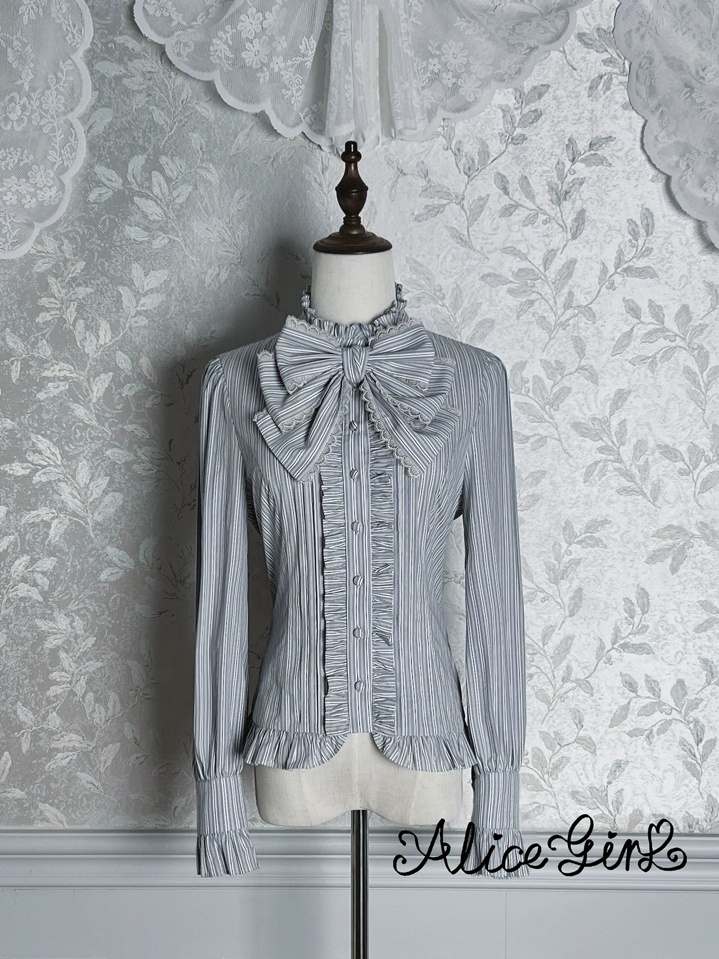 Duke of Victoria - Classic Lolita Striped Blouse