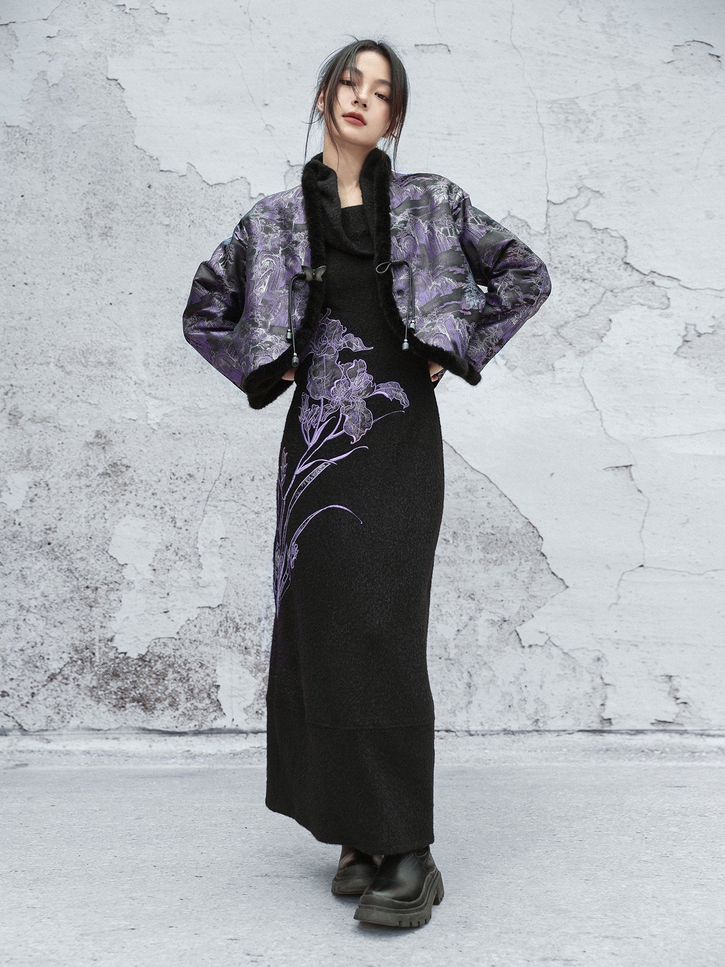New Chinese Style V-Neck Butterfly Fringed Short Jacket for Autumn and Winter - Yinchuan 引川