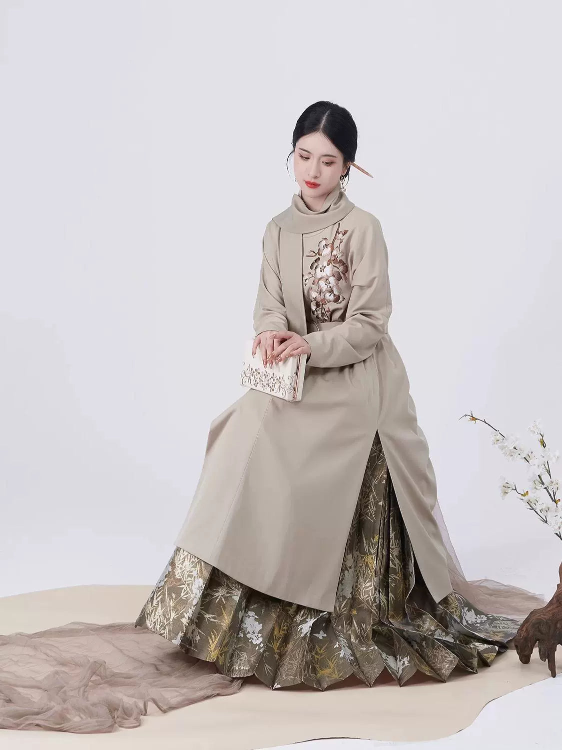 Ming Dynasty Modern Hanfu Mamianqun Outfit - Shilan 时兰