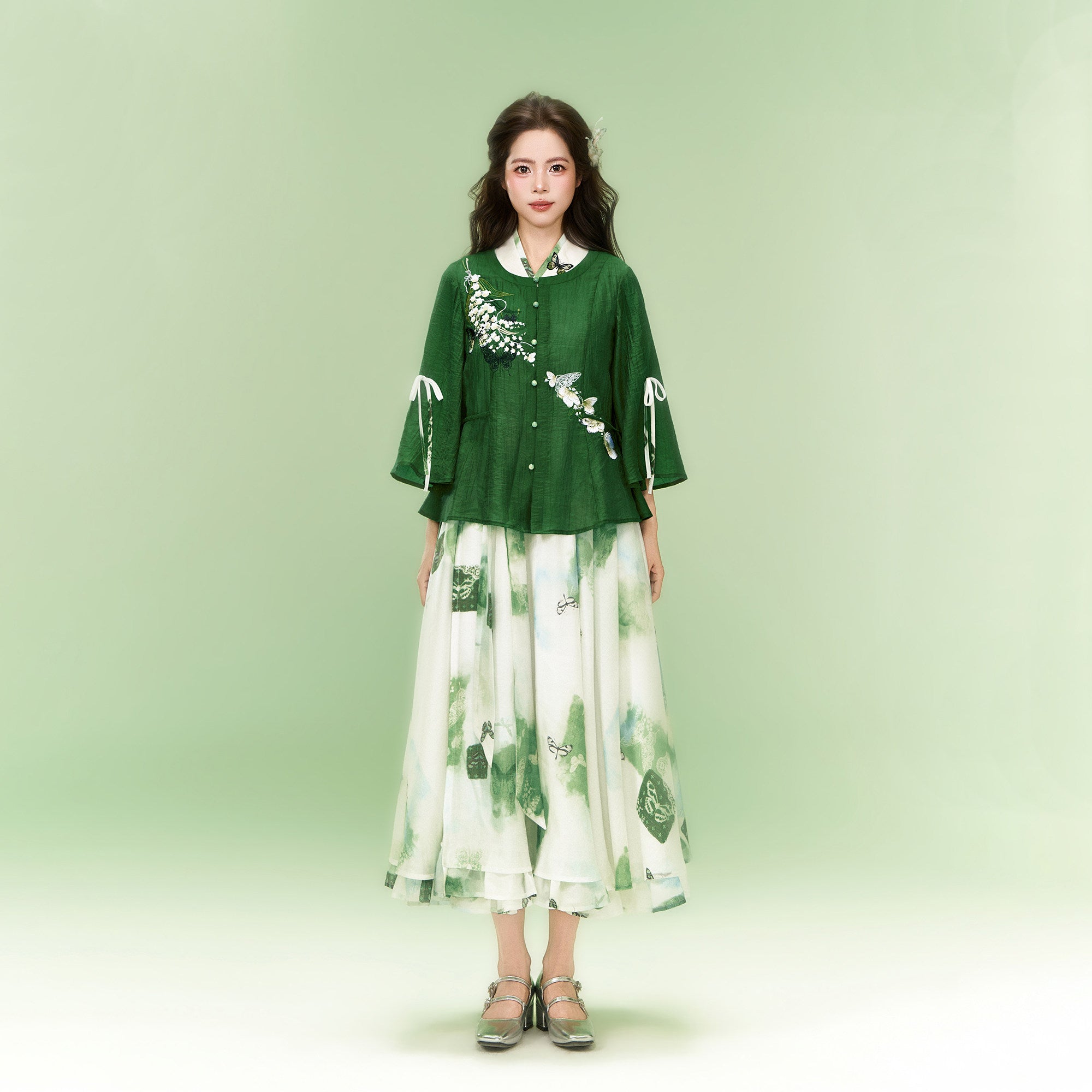 Modern Hanfu Embroidered Top & Dress Two-Piece Set 釉下春