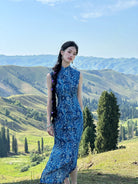 Sleeveless Retro Patterned Long Cheongsam | Song of the Wind