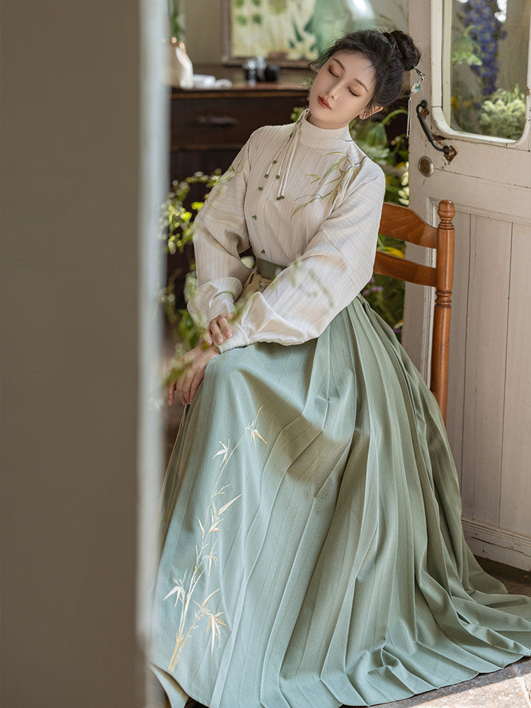 New Chinese Style Long Sleeve Top with Mamianqun Hanfu Set - Gratitude 知竹