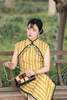 Jiang Gen 姜根 Ginger Root 1930s Art Deco Pure Cotton Parallel Panel Cap Sleeve Qipao