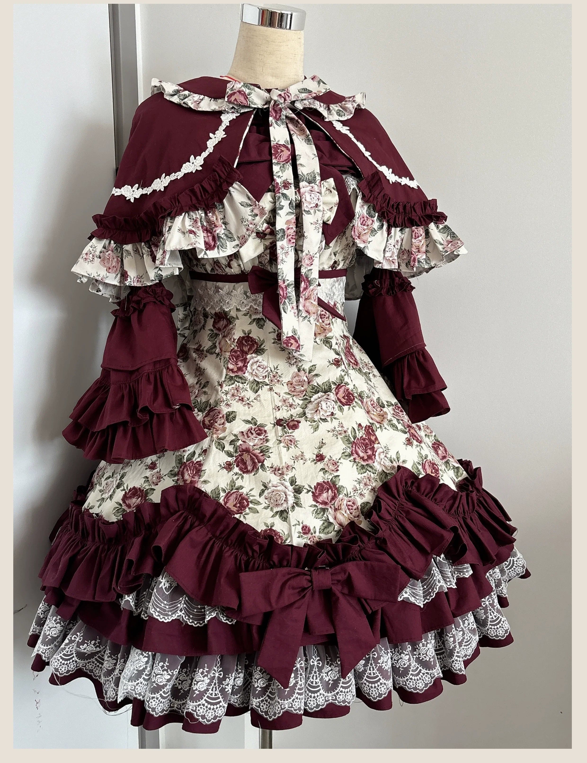 Burgundy Rose - Floral Printed Old School Lolita JSK Dress, Elegant Cape