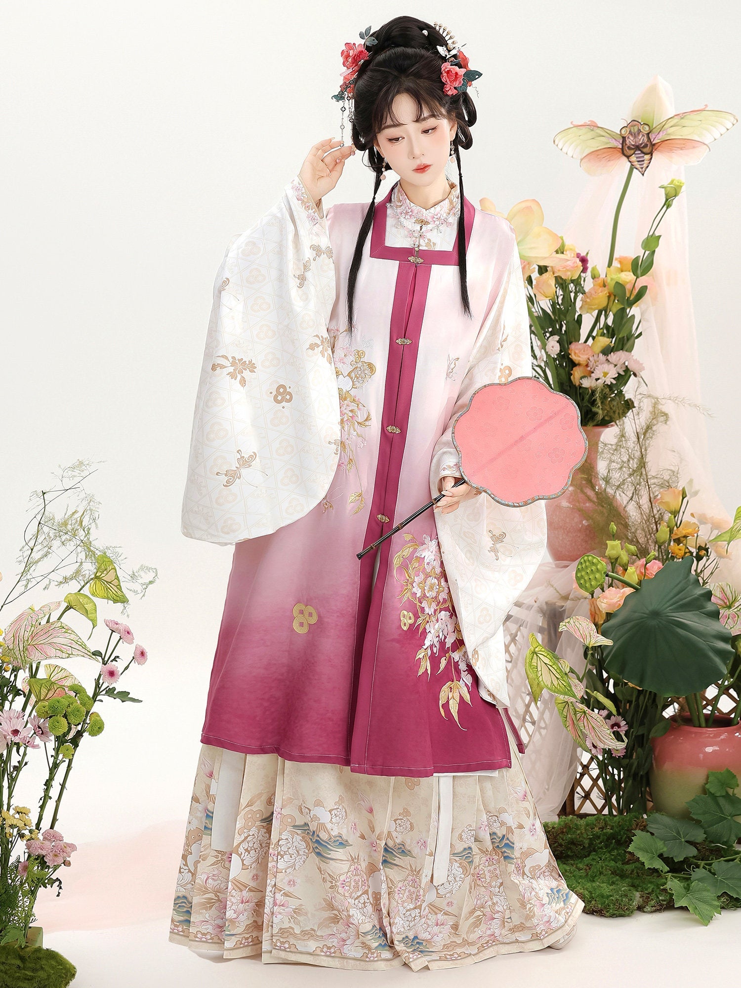 Ming Dynasty Square Collar Vest & Printed Mamian Skirt | Paper Kite 纸鸢