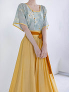 Song Dynasty Modern Hanfu Tencel Cardigan and Elastic Skirt - Little Chrysanthemum 小雏菊 (Preorder)