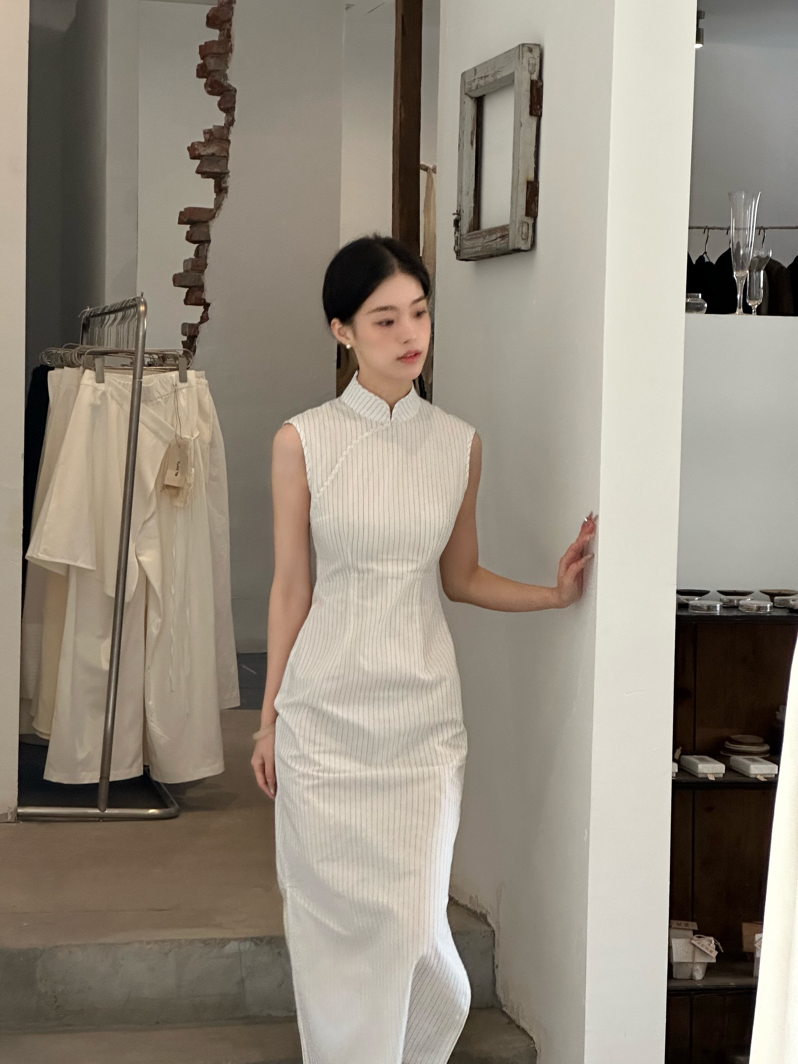 Sleeveless Stripe Long Cheongsam | Chizao