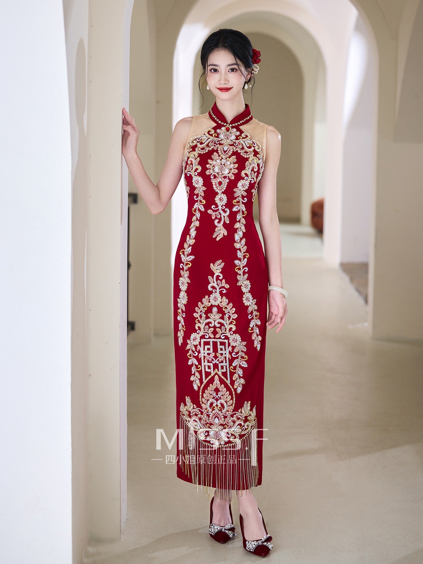 Red Embroidered Bridal Qipao Cheongsam | Qimei