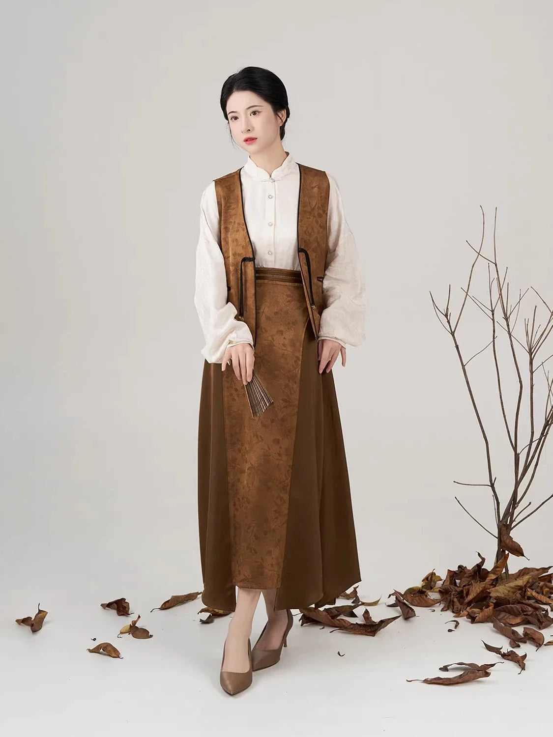 New Chinese Style Women Pipa Sleeve Shirt, Vest & Skirt Modern Hanfu Set - Liushu 琉珠 (Preorder)