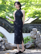 Sleeveless Halter Neck Midi Cheongsam | White Daisies