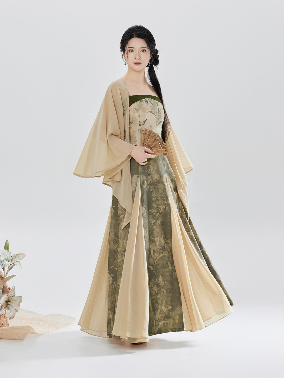 Lilies | Modern Chinese Zen Embroidered Chiffon Shawl Top and Skirt Set