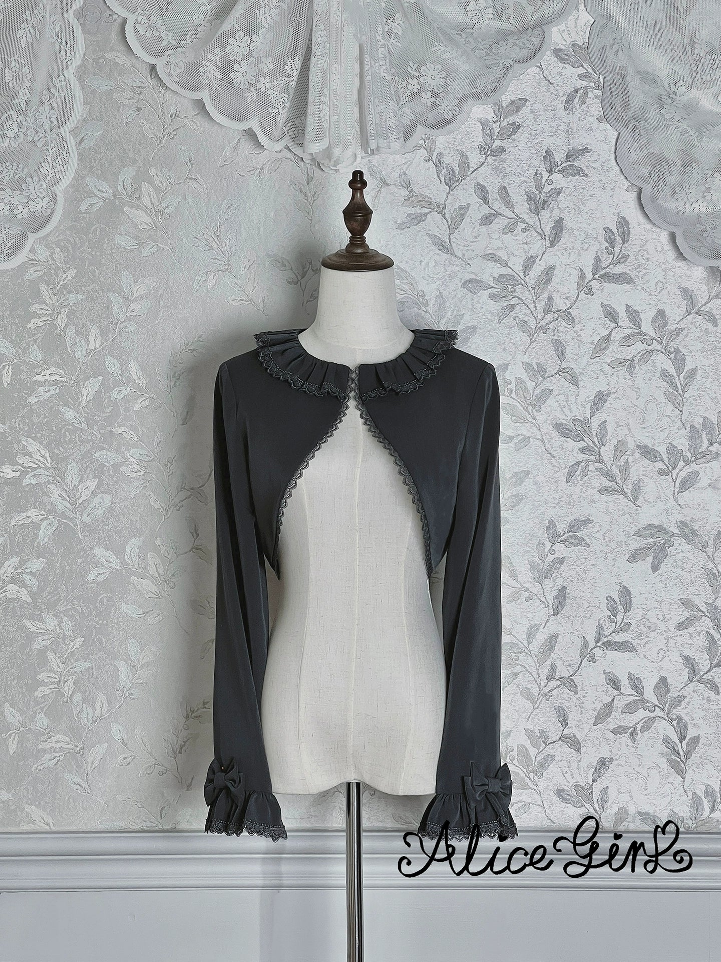 Alice Girl - Duke of Victoria - Classic Lolita Long Sleeve Bolero