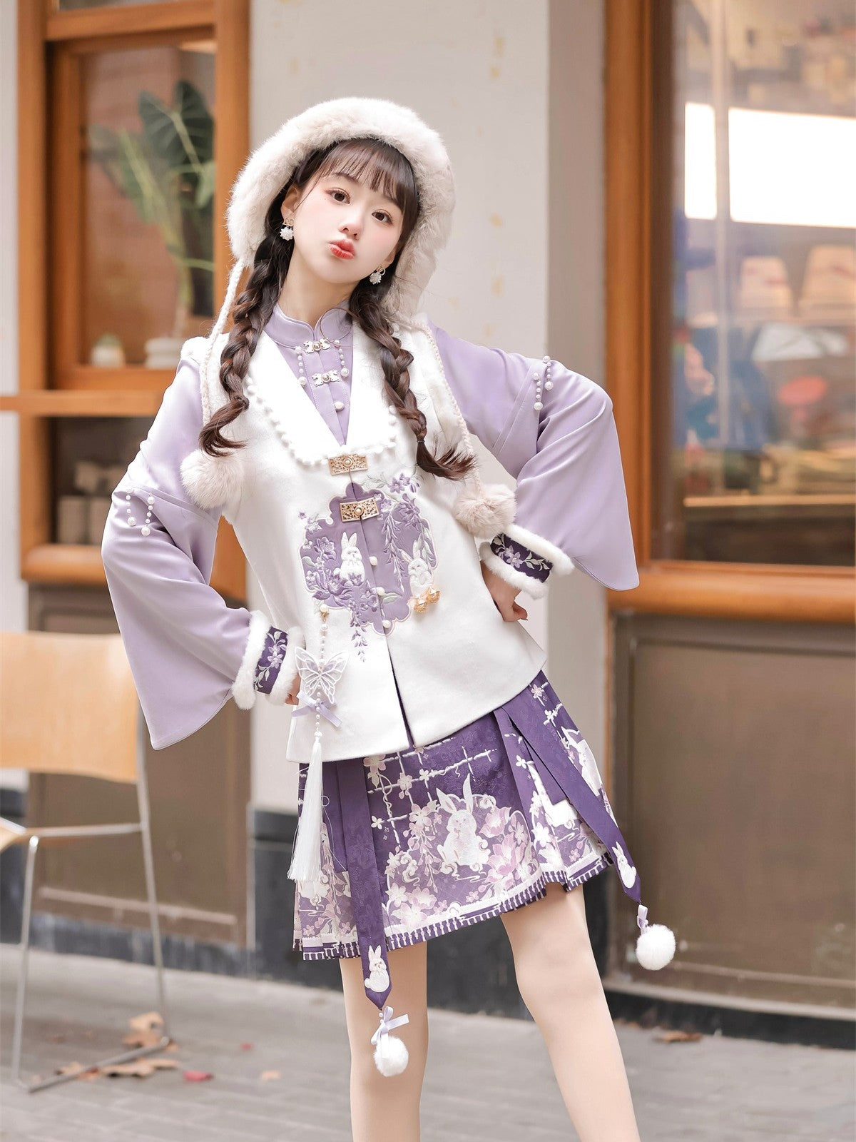 Ming Dynasty Modern Hanfu Pipa Sleeve Top and Short Mamianqun for Autumn and Winter - Velvet Rabbit 绒兔兔