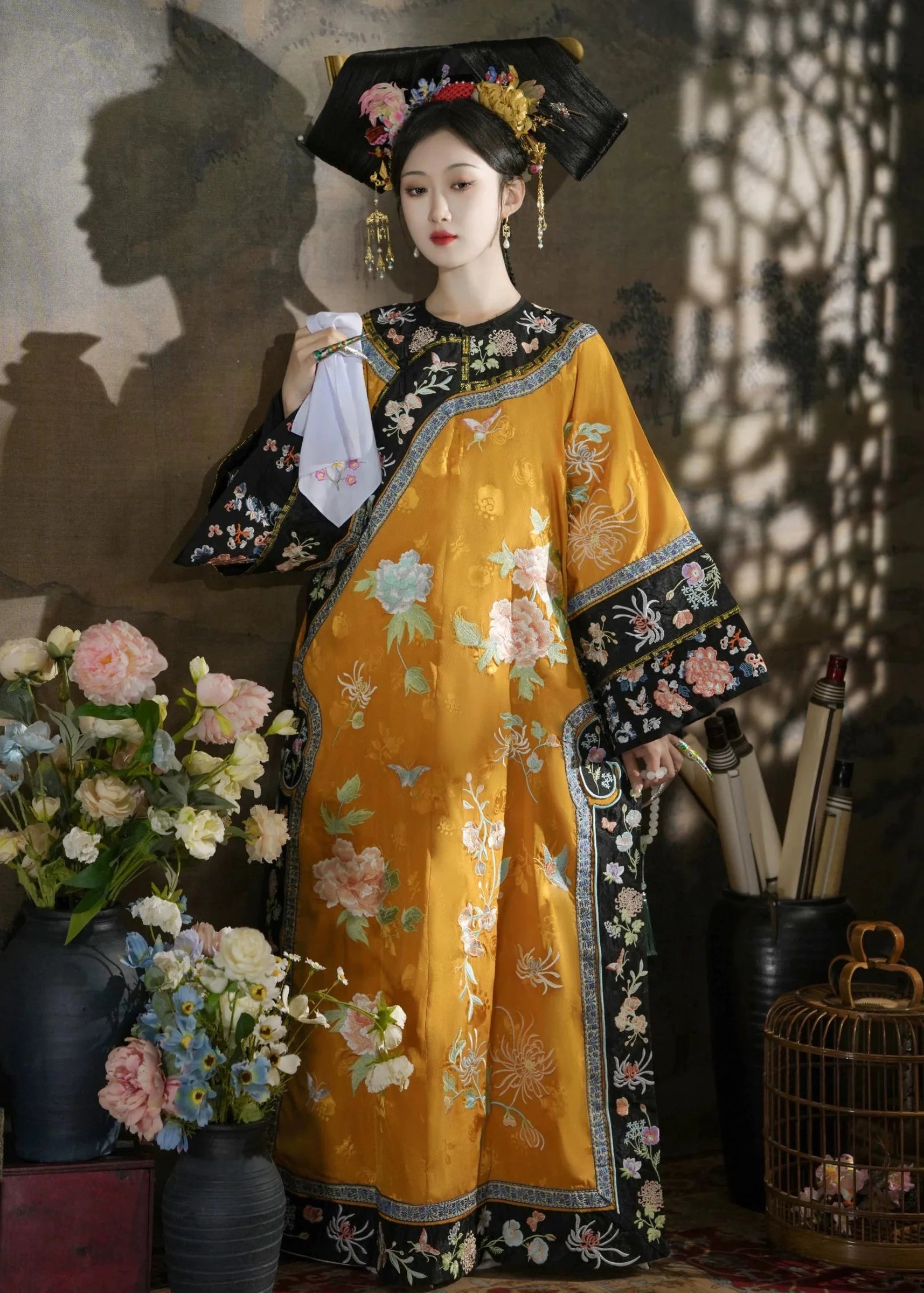 Sister Mei | Qing Manchu-style Embroidered Robe (眉姐姐)