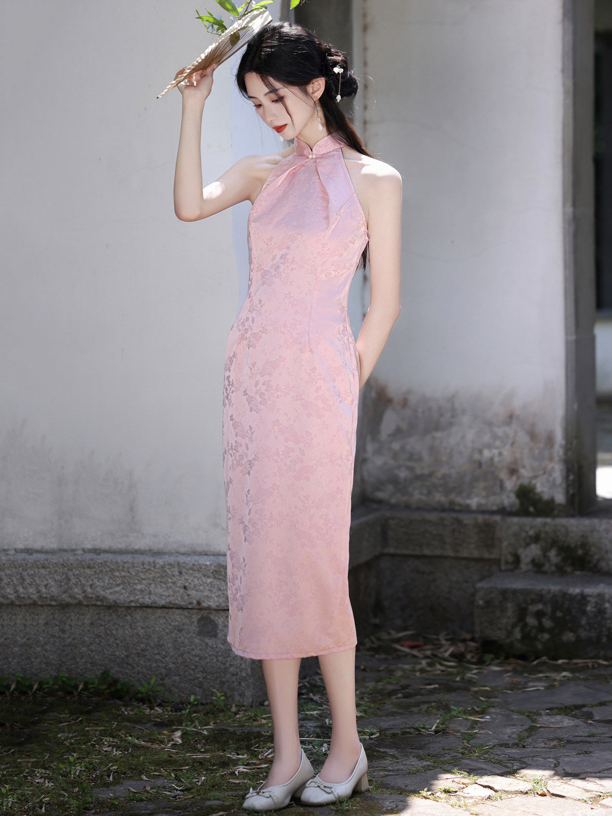 Sleeveless Halter Neck Midi Cheongsam | Summer