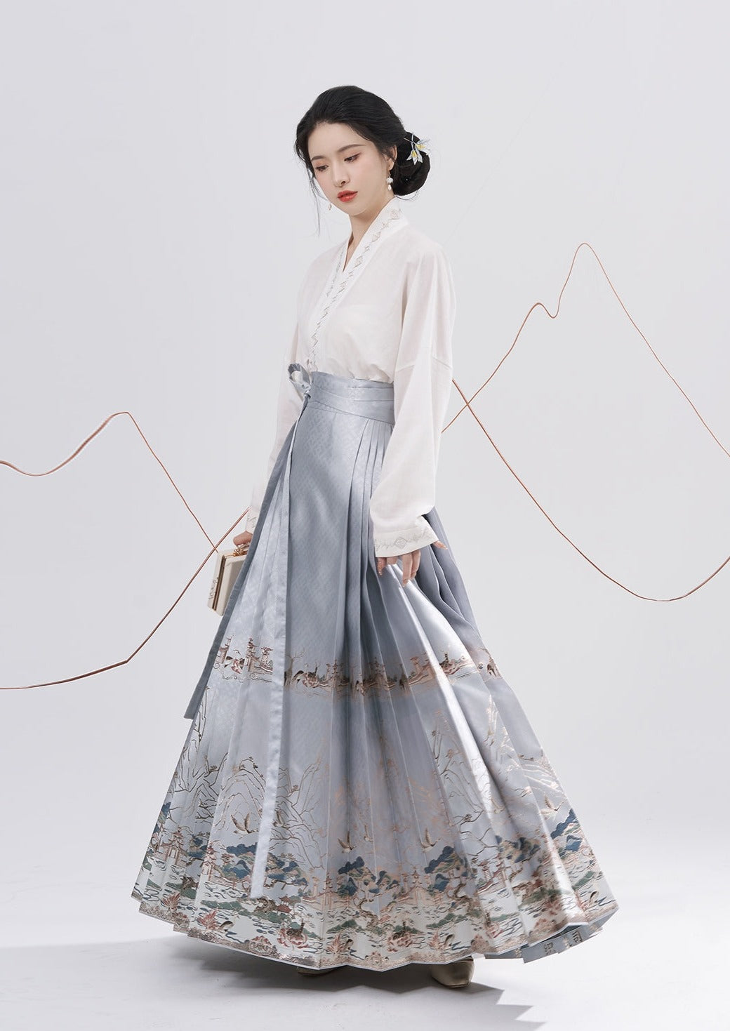 Forest Deer | Modern Ma Mian Skirt (一鹿莲生)