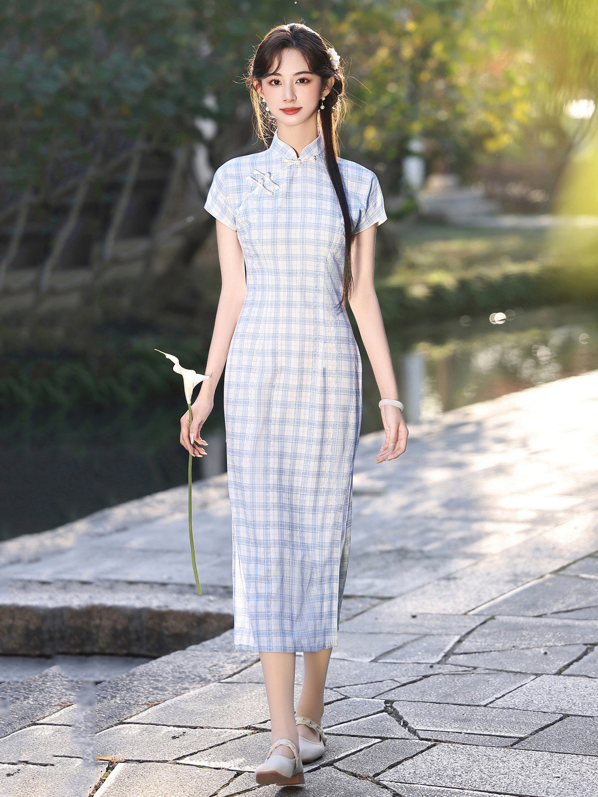 Short Sleeve Checkered Midi Cheongsam | Literature