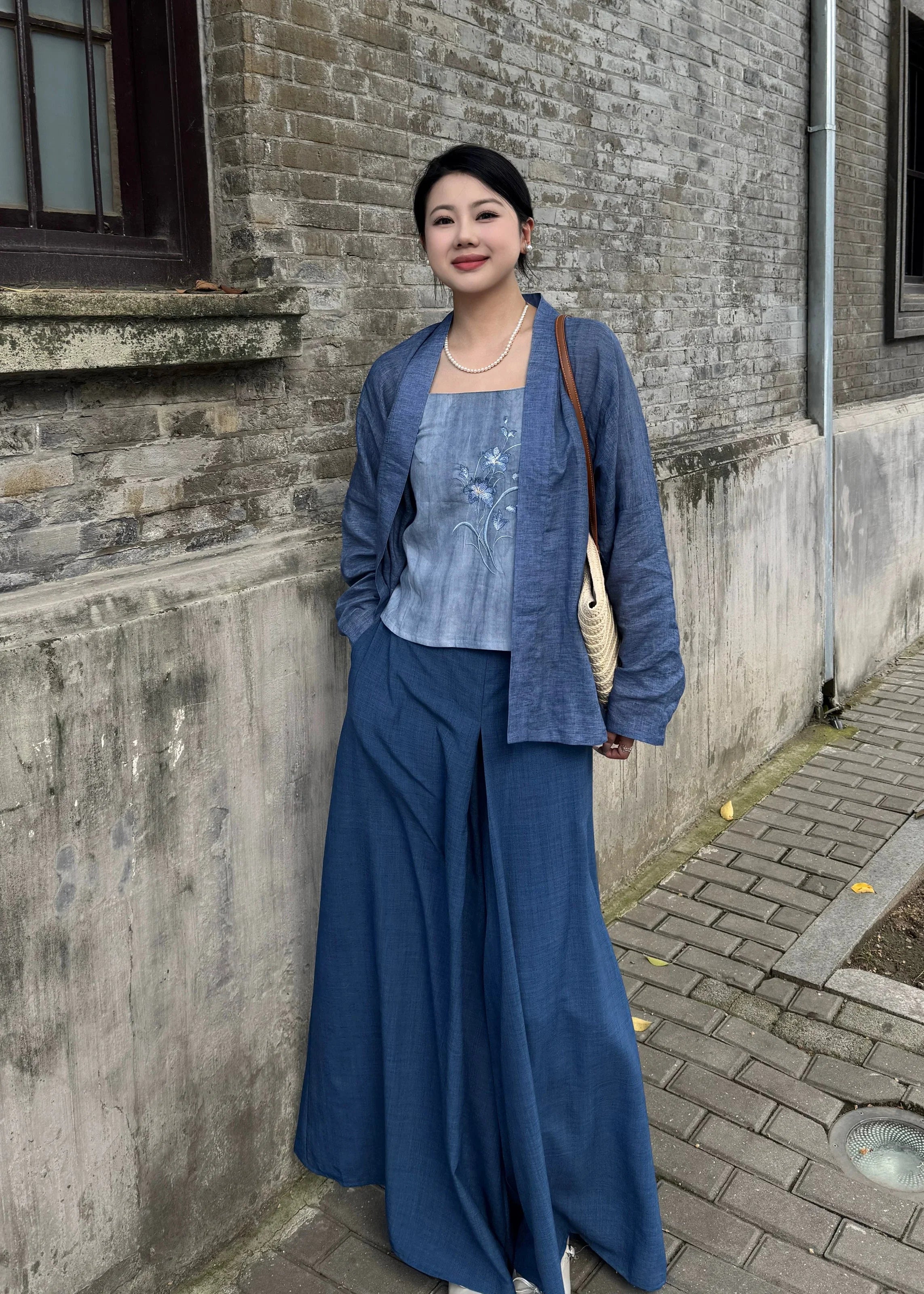 Blue Irises | Plus Modern Pants Set (蓝鸢)