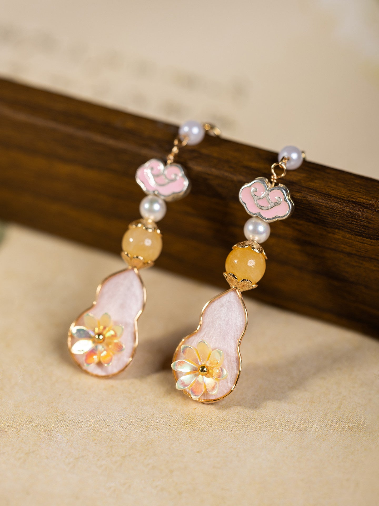 Pink Ancient Gourd Earrings | Hanfu Jewelry