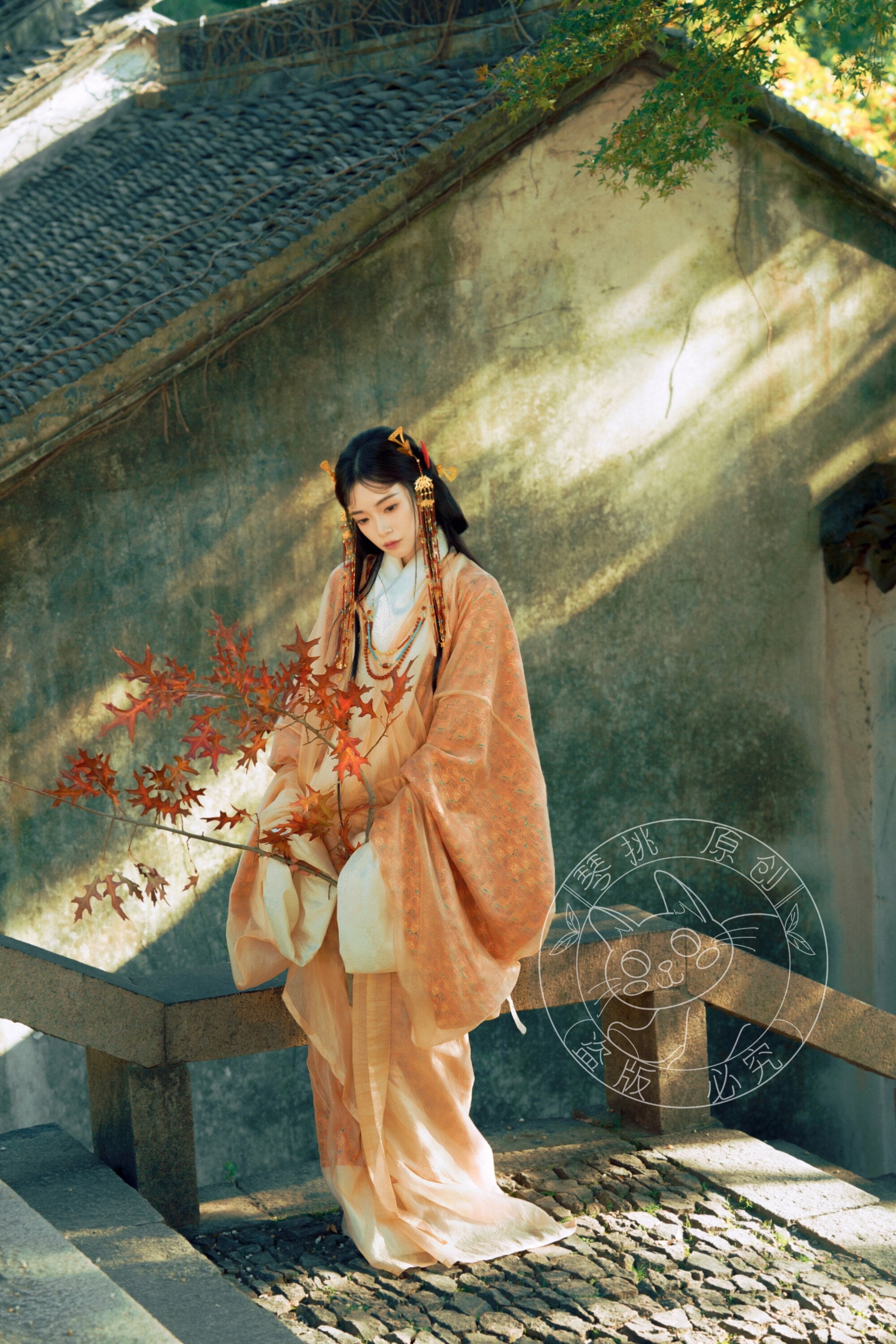 Jiangmen 江门 Han Dynasty Mawang Tomb Restoration Quju Curved Hem Robe Set