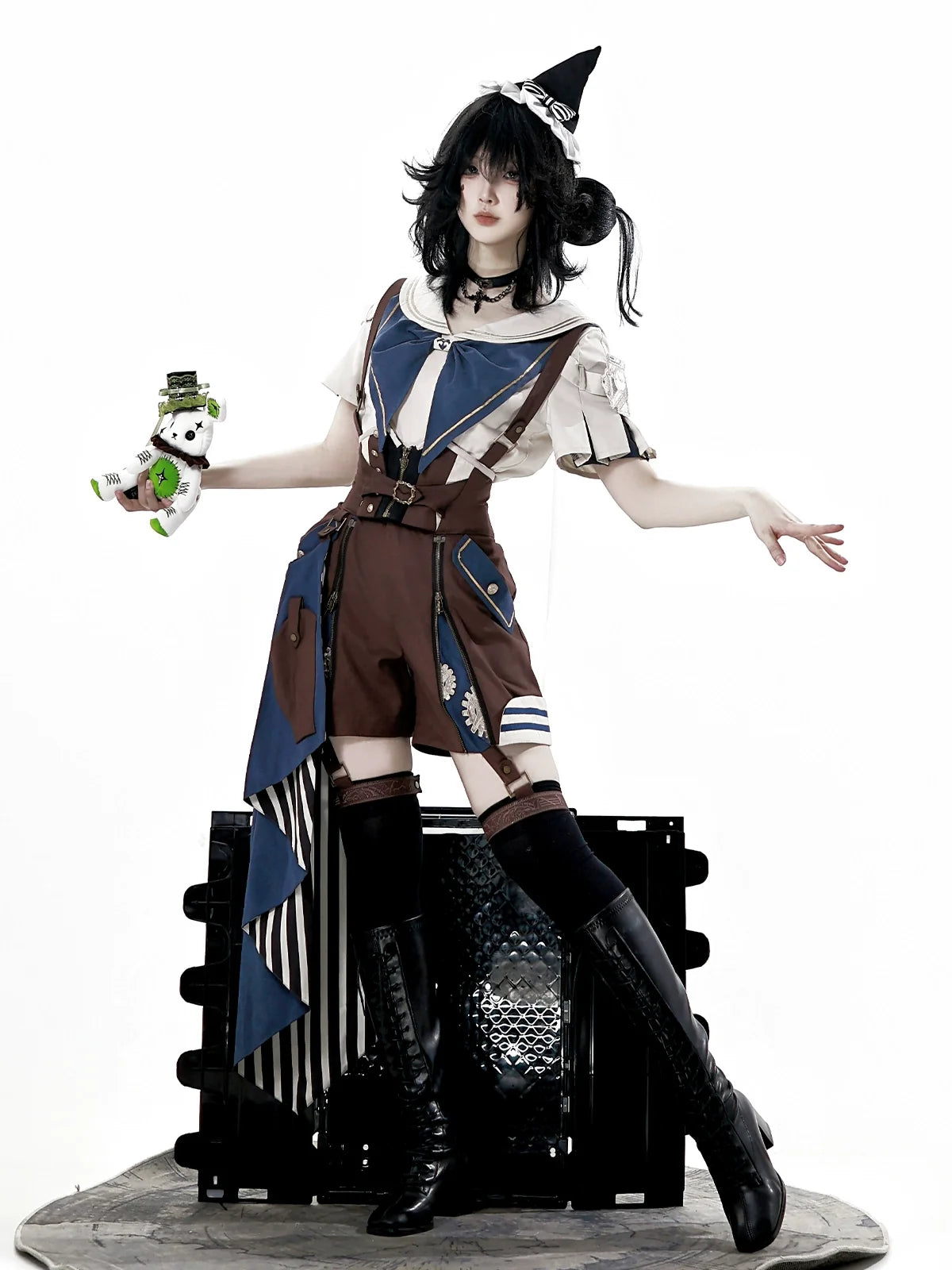 Voyager's Daily - Ouji Lolita Suspender Shorts Set with Shirt & Trailing