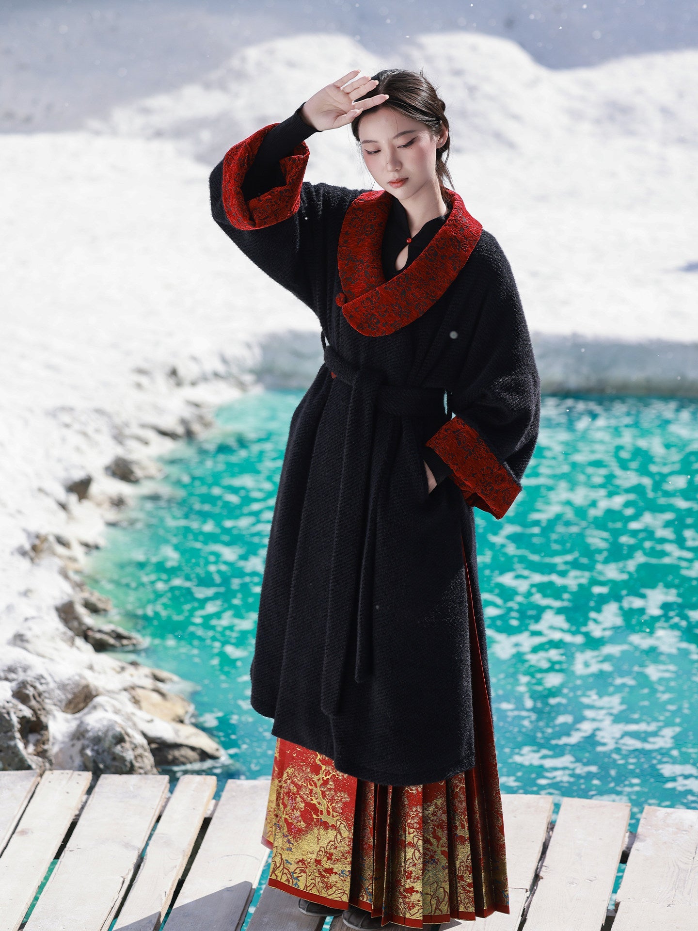 Tang Dynasty Modern Hanfu Round Collar Jacket for Autumn and Winter - Gryffindor 格兰芬多 (Preorder)