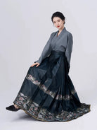 Chinese Blouse & Mamian Skirt Outfit | Drunk Star Lotus 醉星荷