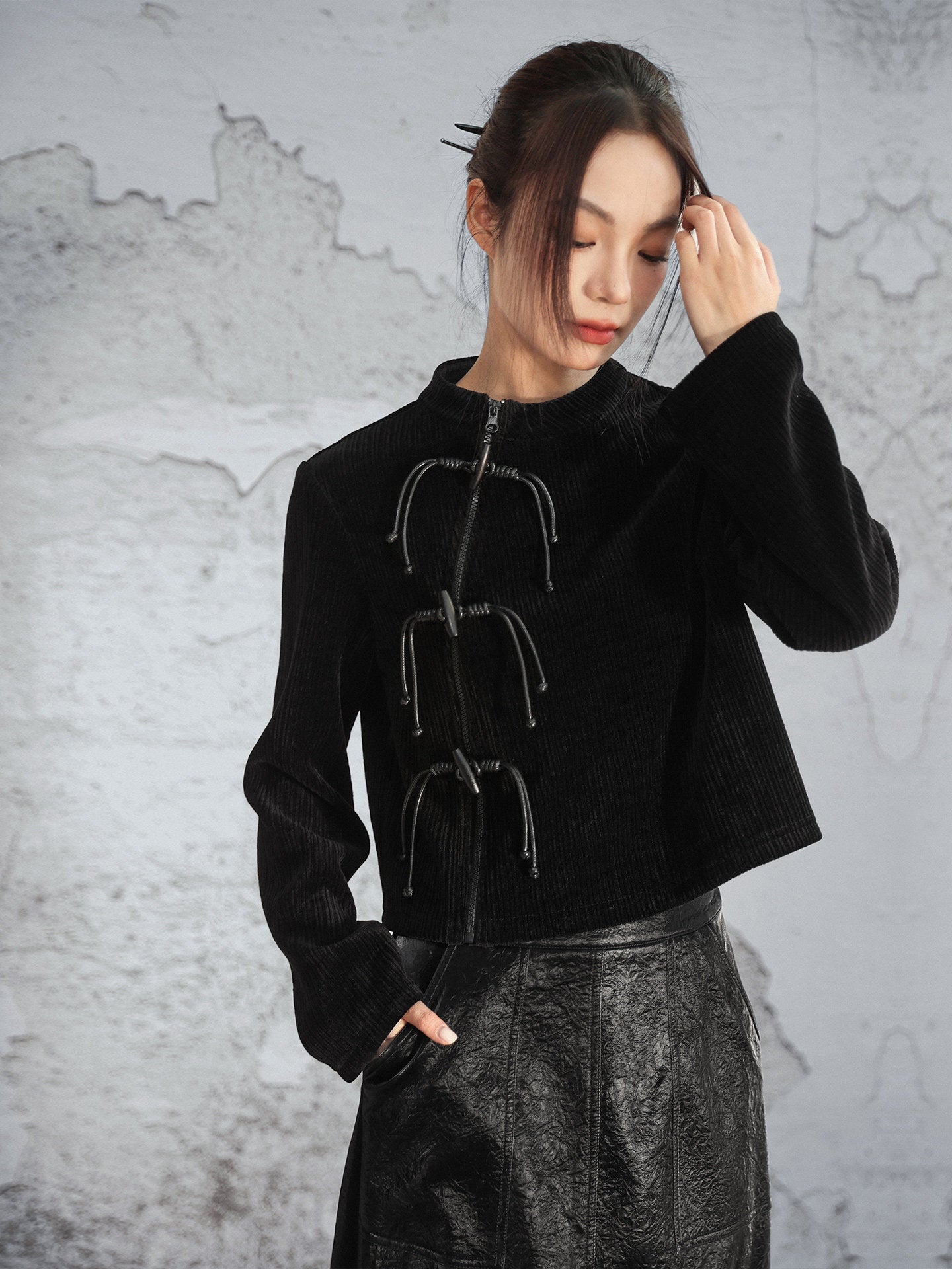 New Chinese Style Vertical Striped Chenille Knitted Sweater