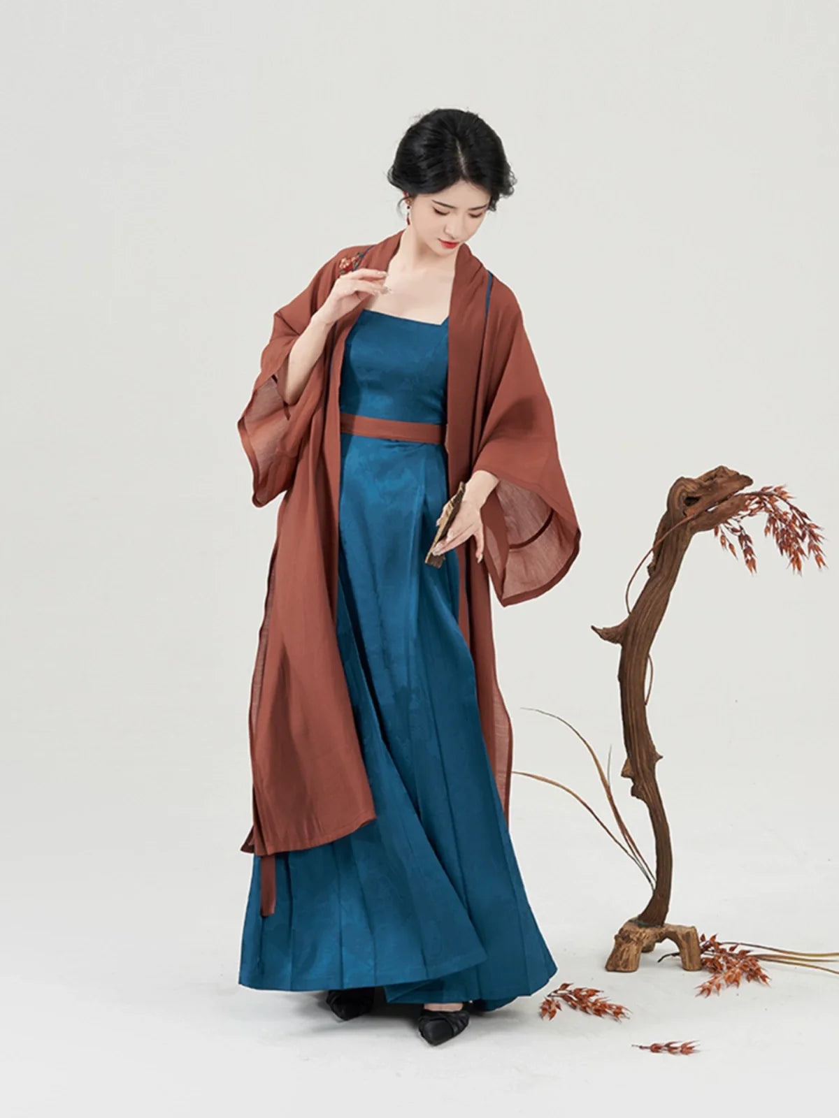 Song Dynasty Modern Hanfu - Fangqiu 方秋 (Preorder)