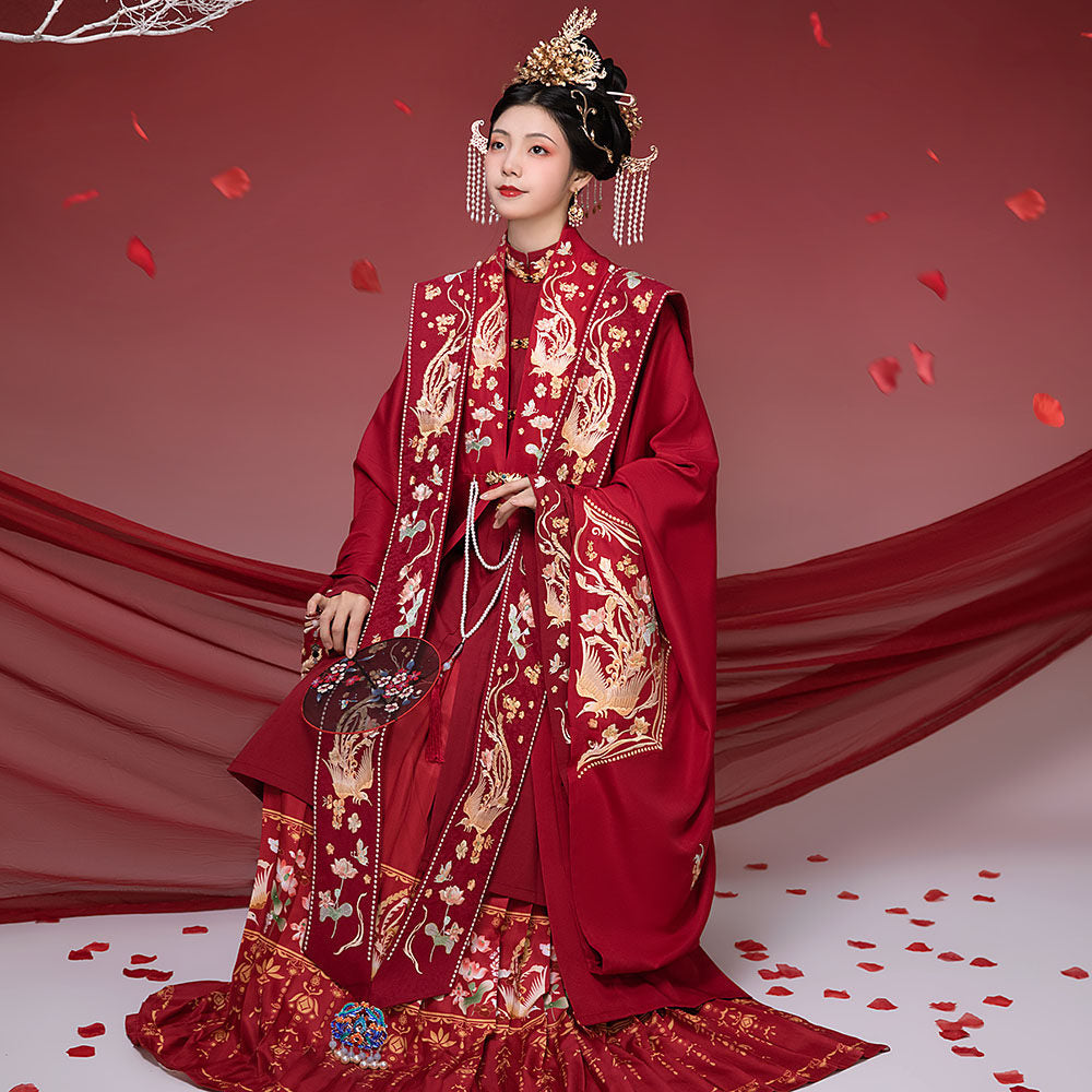 Ming Dynasty Floral Embroidered Bridal Hanfu Set with Xiapei | Phoenix Courtship 凤求凰