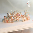 Crown: Dongting Luo