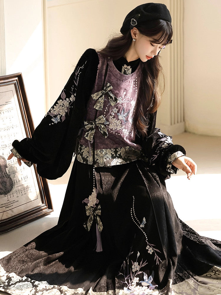 Yanhui | Modern Ming Dynasty Vest and Mamianqun Skirt Hanfu Set